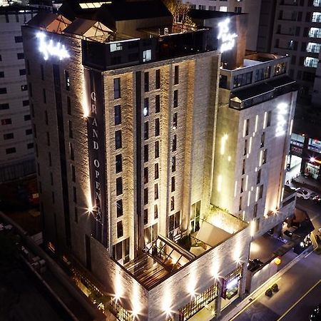 Js The Classic Hotel Osan Extérieur photo