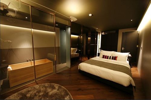 Js The Classic Hotel Osan Extérieur photo